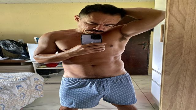 A volta do Filho da vizinha parte do banheiro