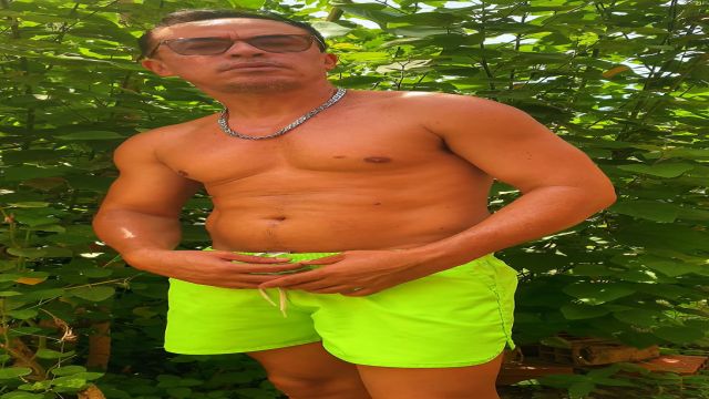 Comendo negão no quintal