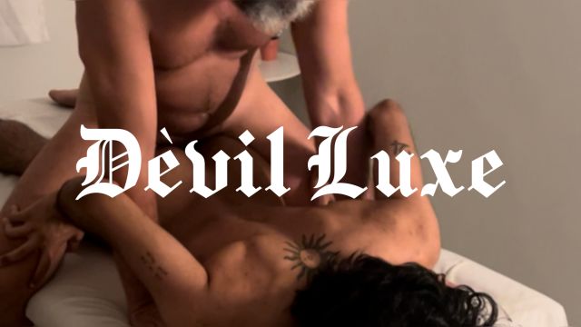 Massagem pra aliviar o tesão