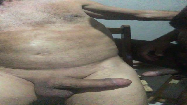 Comendo meu Vovô Policial Civil aposentado 