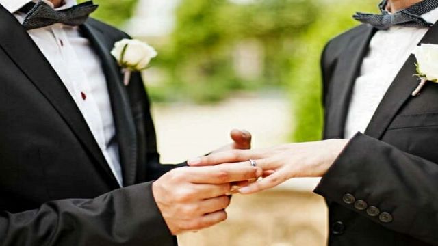 Gay casado levando no cú