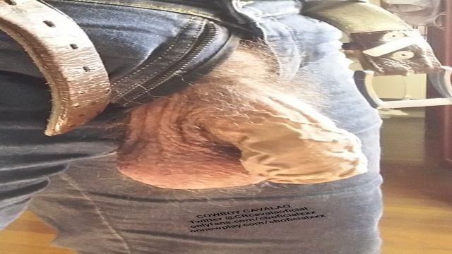 SOCANDO O RABAO DO PUTAO 