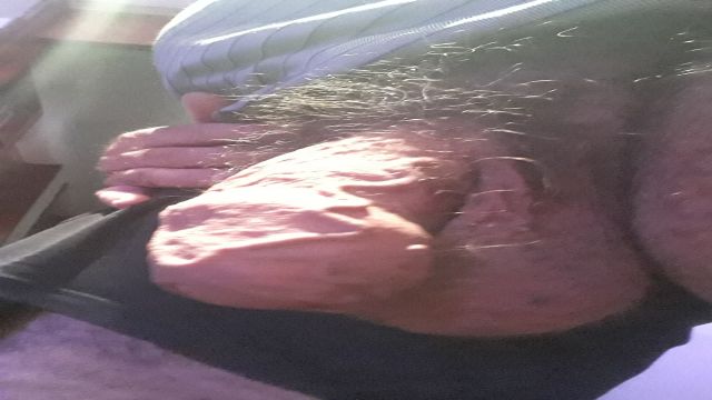 BOMBANDO A CUCETA DO PUTAO  