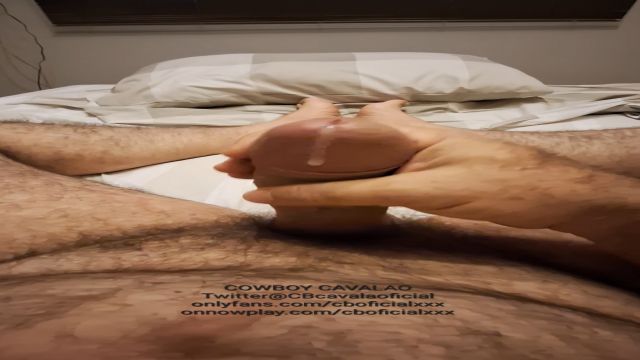 DEPOIS DE METER MUITO NO FIM DE SEMANA ESTOU  ACORDA...