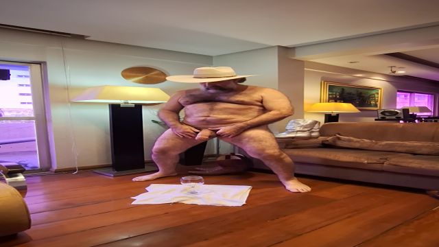 COWBOY CAVALAO REFRESCANDO