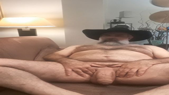 COWBOY CAVALAO SE PREPARANDO PRA IR PRO CAMPO
