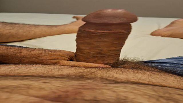 ACORDANDO E SOCANDO O BRINQUEDINHO 