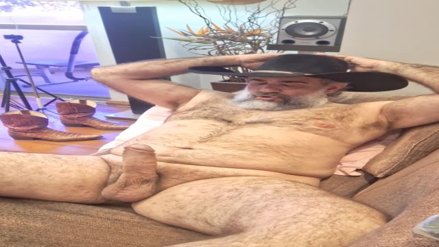 COWBOY CAVALAO SE RECUPERANDO DO RESFRIADO VEJAM