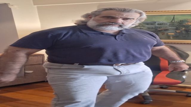 VEM CAIR DE BOCA NO MEU MALÃO DENTRO CARRO VEM