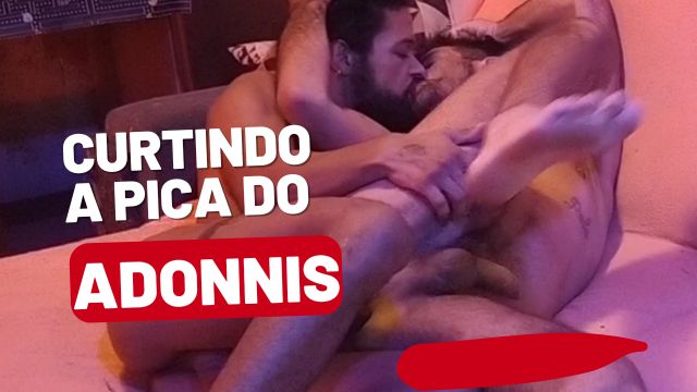 Me divertindo na rola grossa do Adonnis
