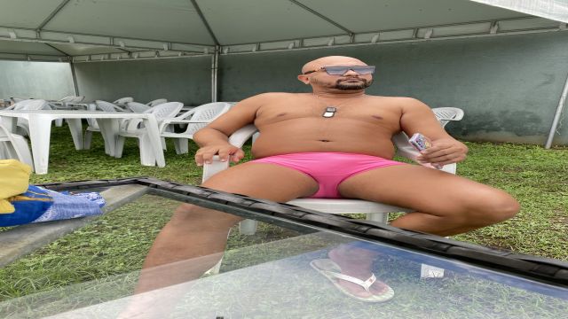 Novinho Delicia vei provar do kct do negão