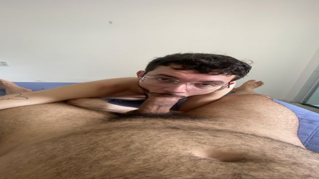 Nerd putinho pediu pica 