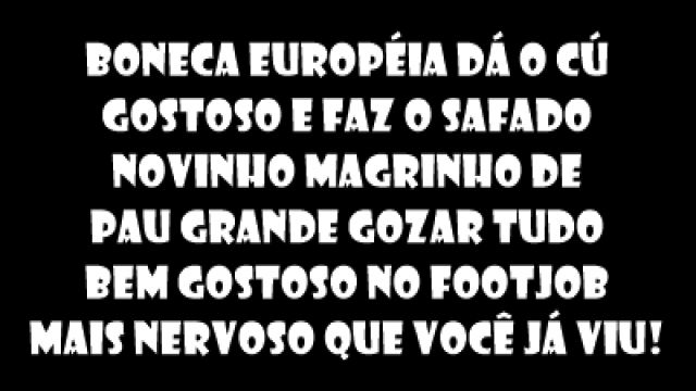 boneca européia dá o cú gostoso e faz o sa...