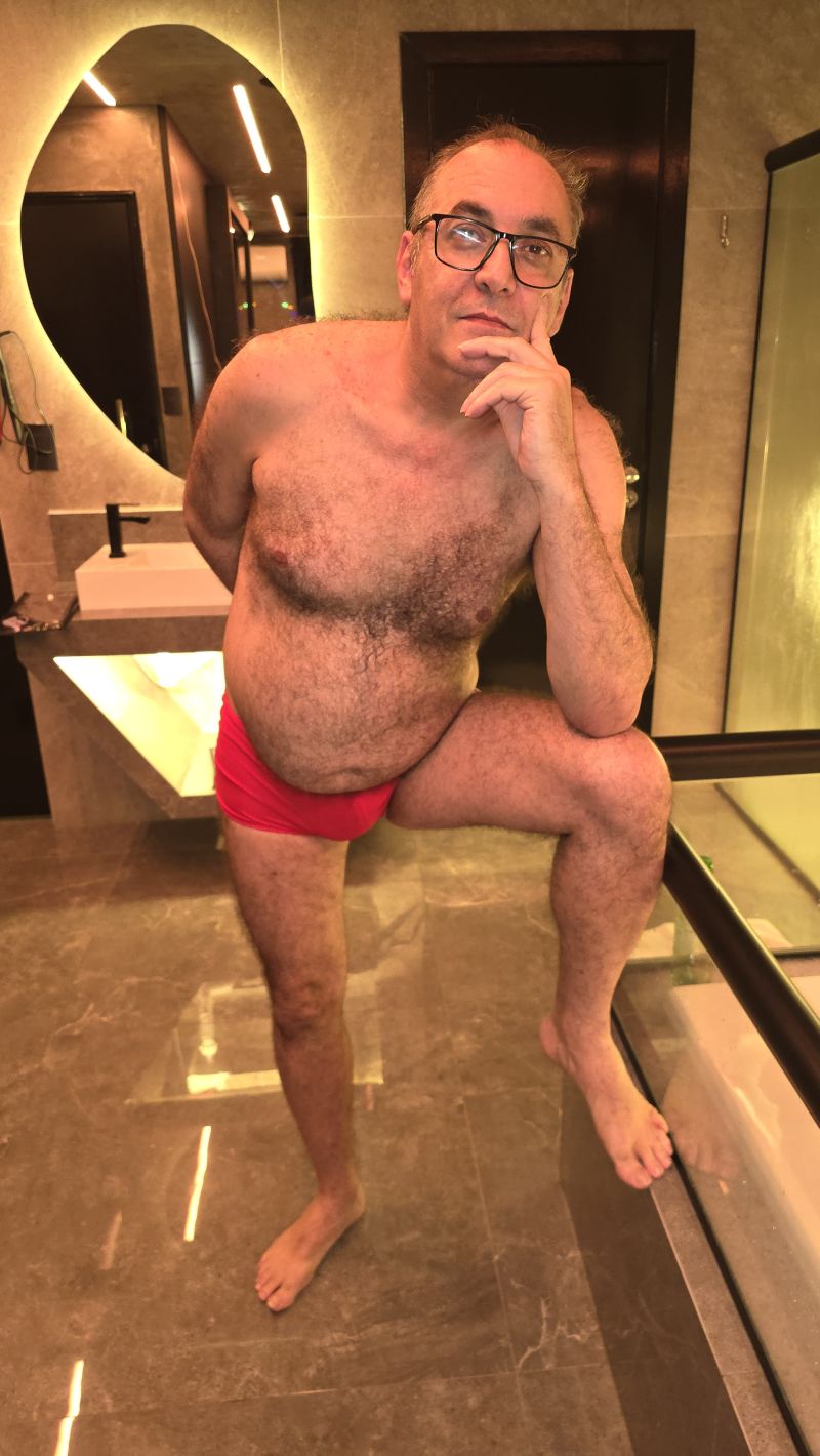 COROA ENFERMEIRO PELUDO GOSTOSO