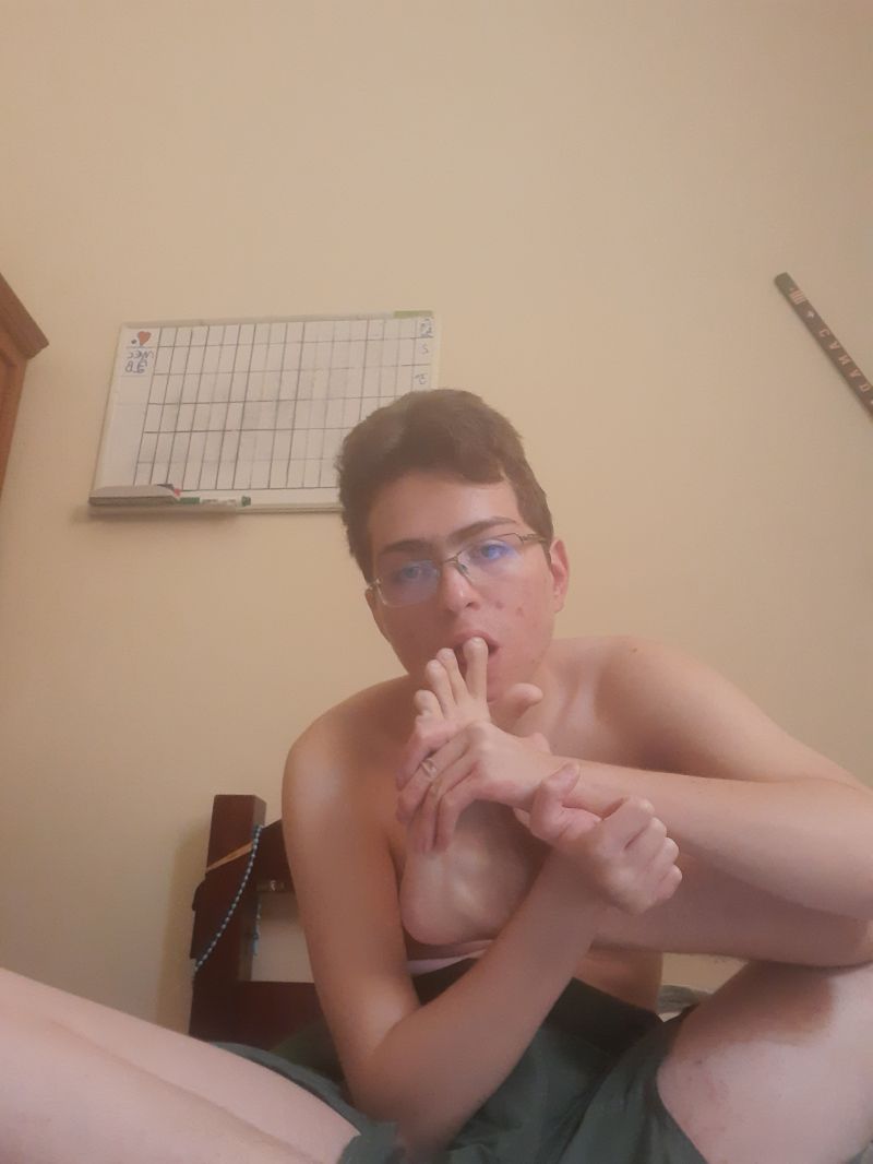 Os pés mais lindos com rosto