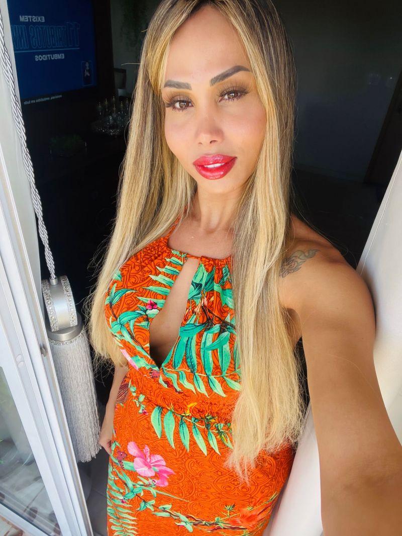 AGATHA FERRAZ