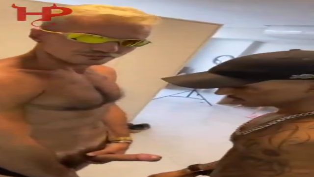 Video 76 - Fingi que era da Comunidade pra Comer o M...