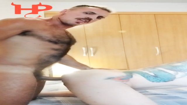 Video 146 - Mijei na cara e arrombei o cuzão do dragão 