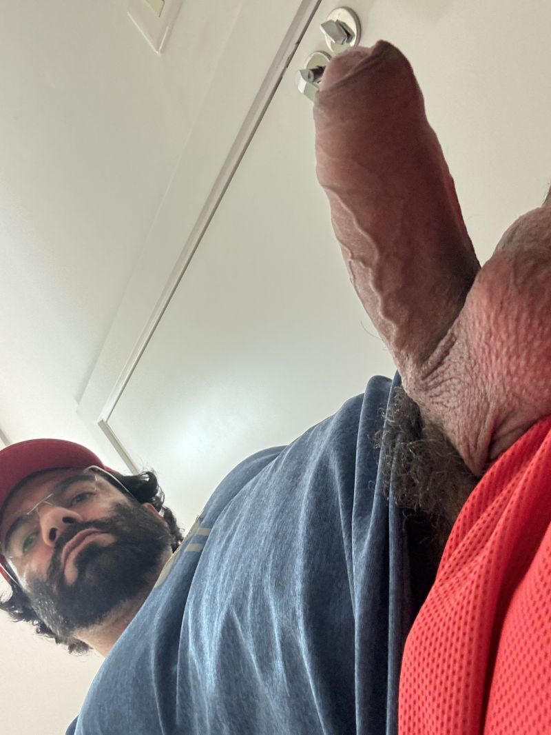 Qdo vou no dentista, enqto espero atendimento, vou no banheiro…