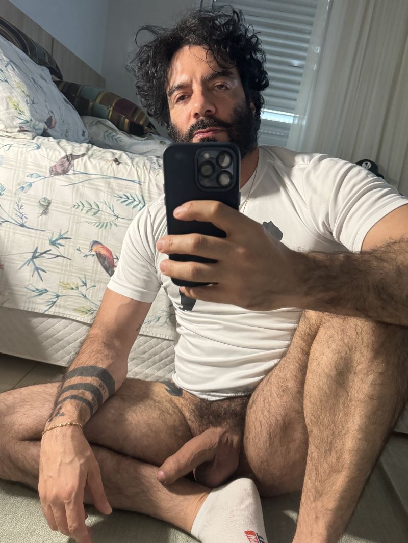 Vem se divertir comigo aki já q nao pude ir na academia hj…