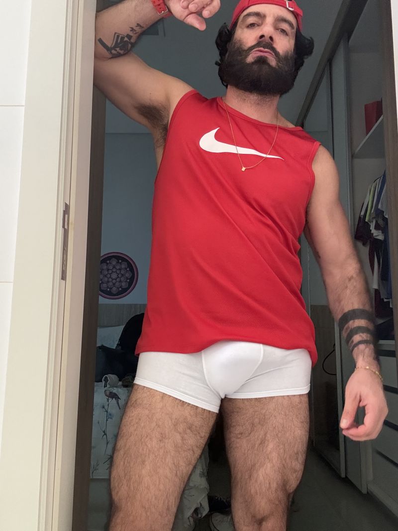 Hj fui com cueca boxer na academia, mas não curto! Gosto de samba canção, slip ou sem cueca mesmo! ???