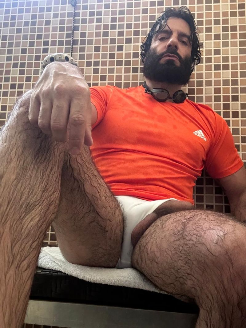 O que será q aprontei nesse vestiário? Vai lá no vídeo ver!