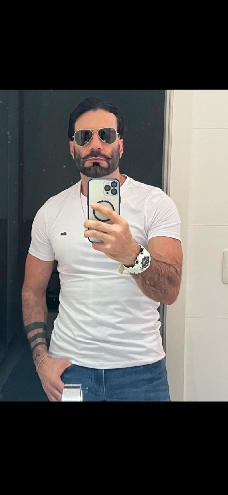 Esse mauricinho, engomadinho, que será q ele apronta por aí?