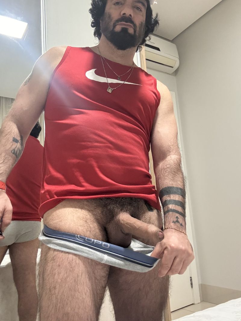 Bom dia! Gostou da cueca? Ou prefere o recheio?