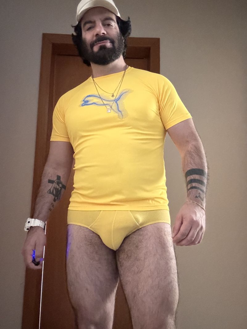 Gosta da cuequinha amarela?