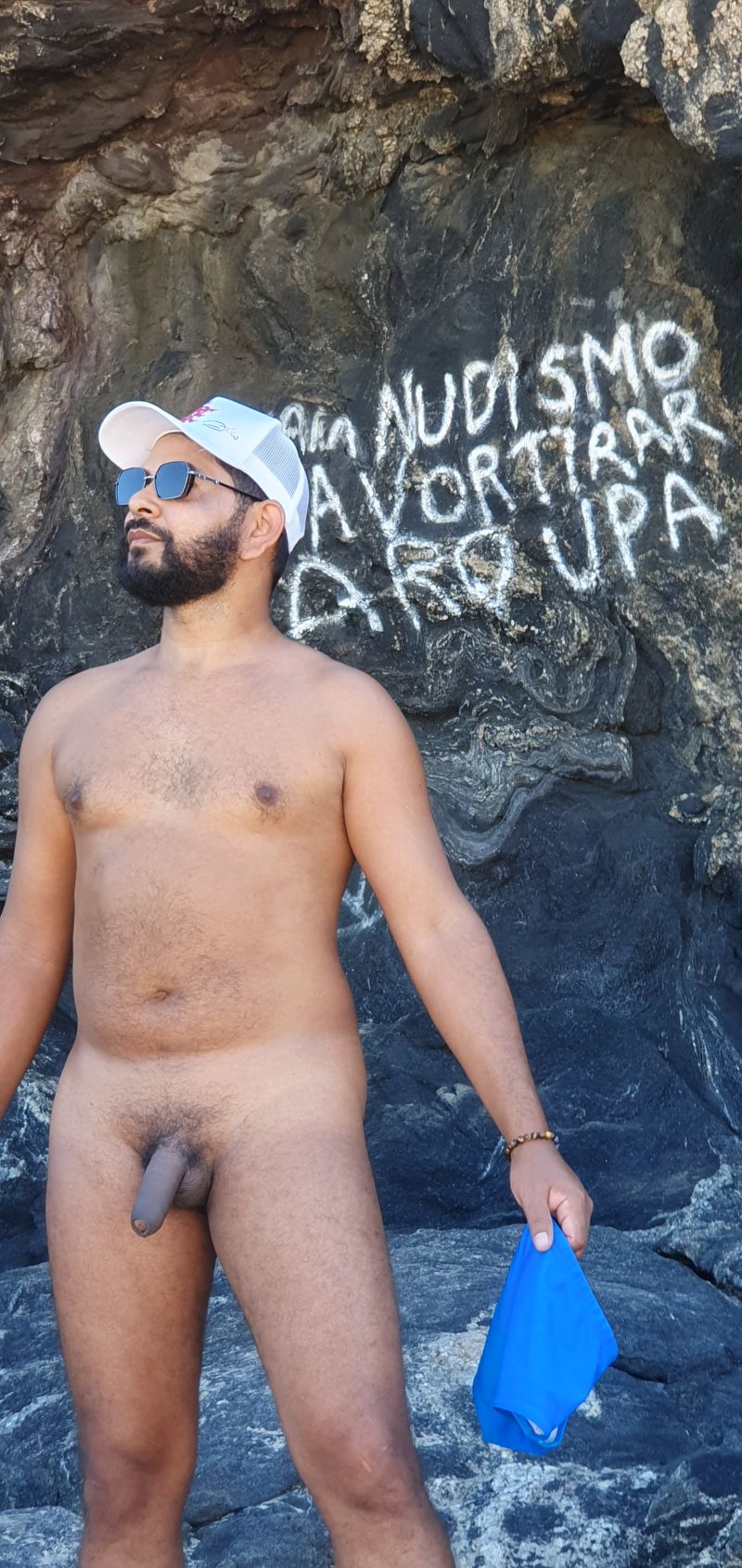 Praia de nudismo