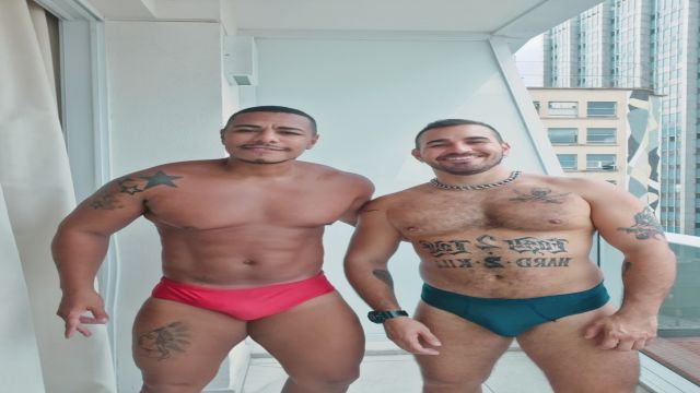 MAGNO MORENO COM WOOF PIG BOY