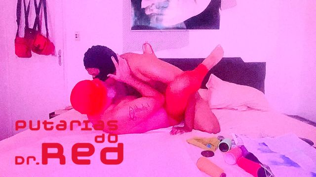Livro de artista Você Não É Artista: costuras III.2
