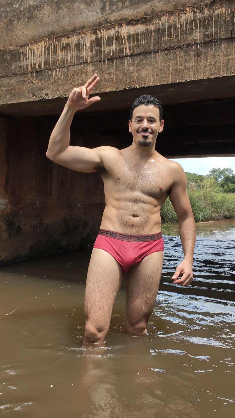 De cueca no riacho