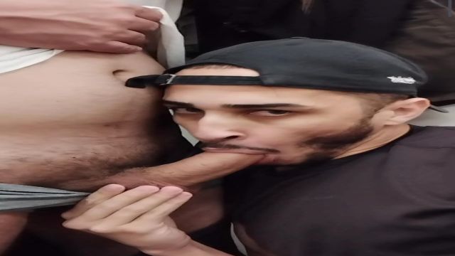 O CASADO ME COMEU NO PROVADOR DA LOJA 