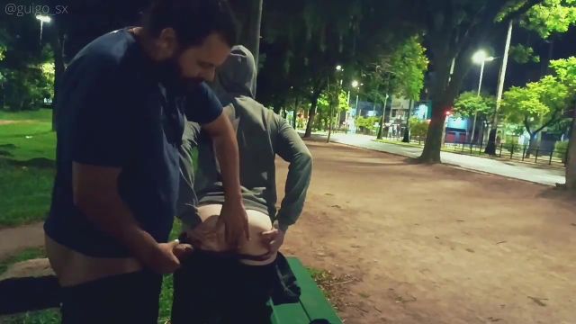 TEASER: Pt 2 - Murilo me fudendo no parque