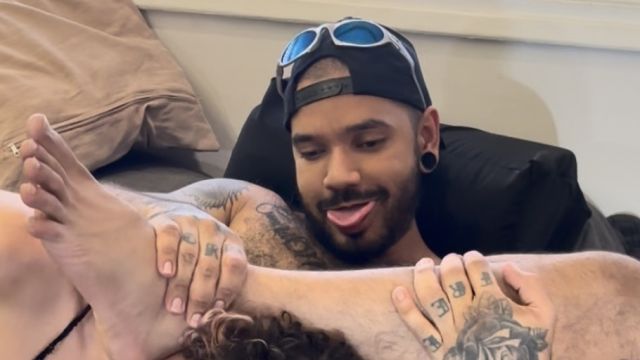 Aliviando em uma cucetinha 