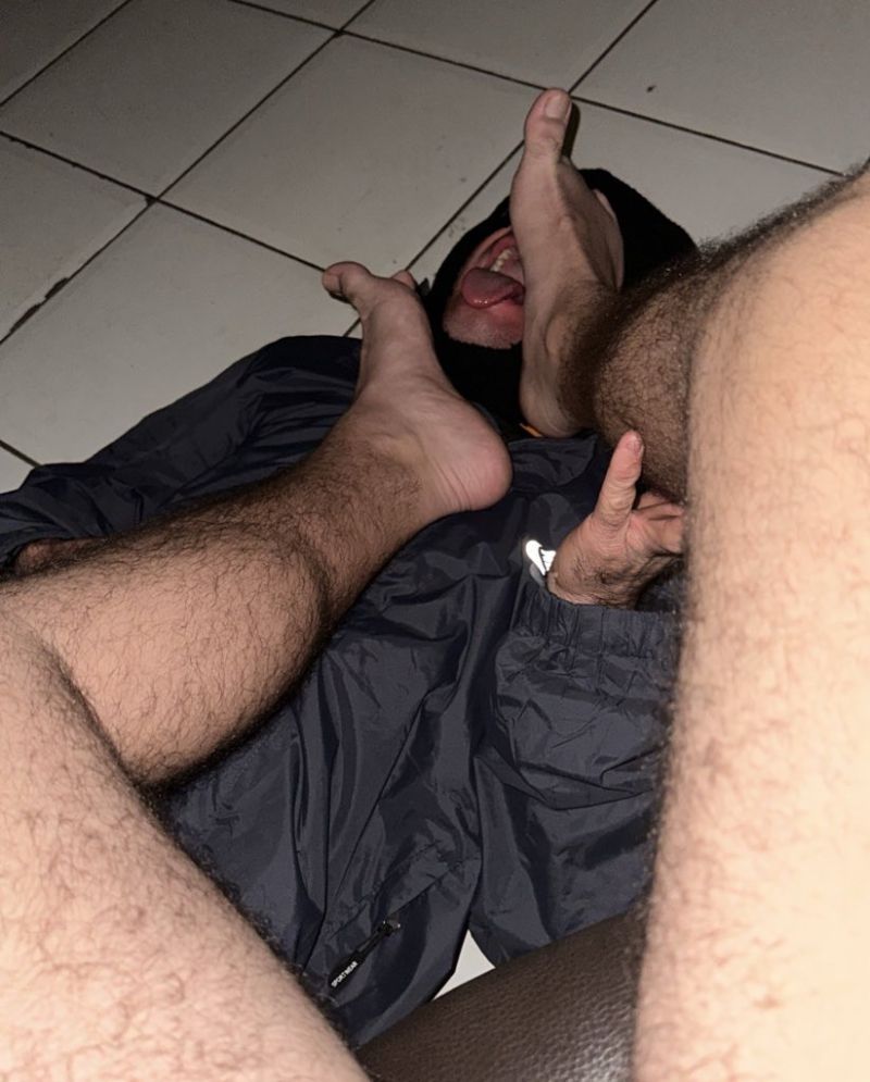 Viadinho sendo feito de tapete!