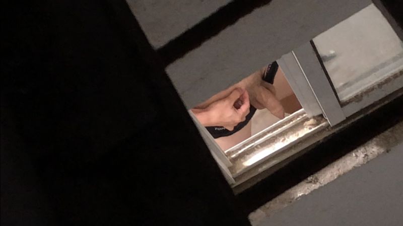 Novinho roludo da Airbnb