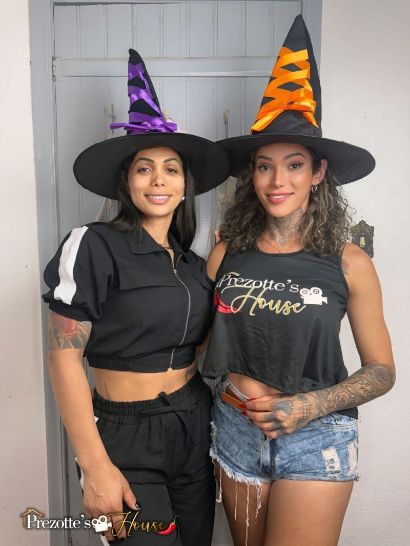 Momentos de Halloween com a Rosy Pinheiro, vem com tudo aqui voce verá um maravilhoso fetiche.