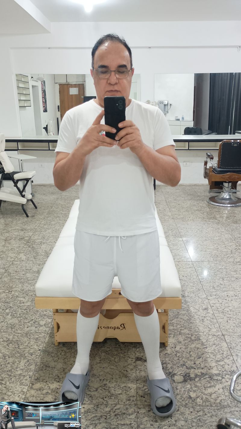 Jogador de bolas na sua cuceta