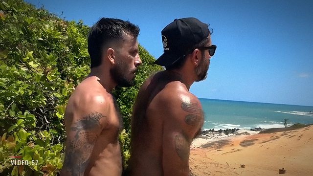 @MassoDotado e @sydneysucker - Cliff Hike Outdoor Tr...