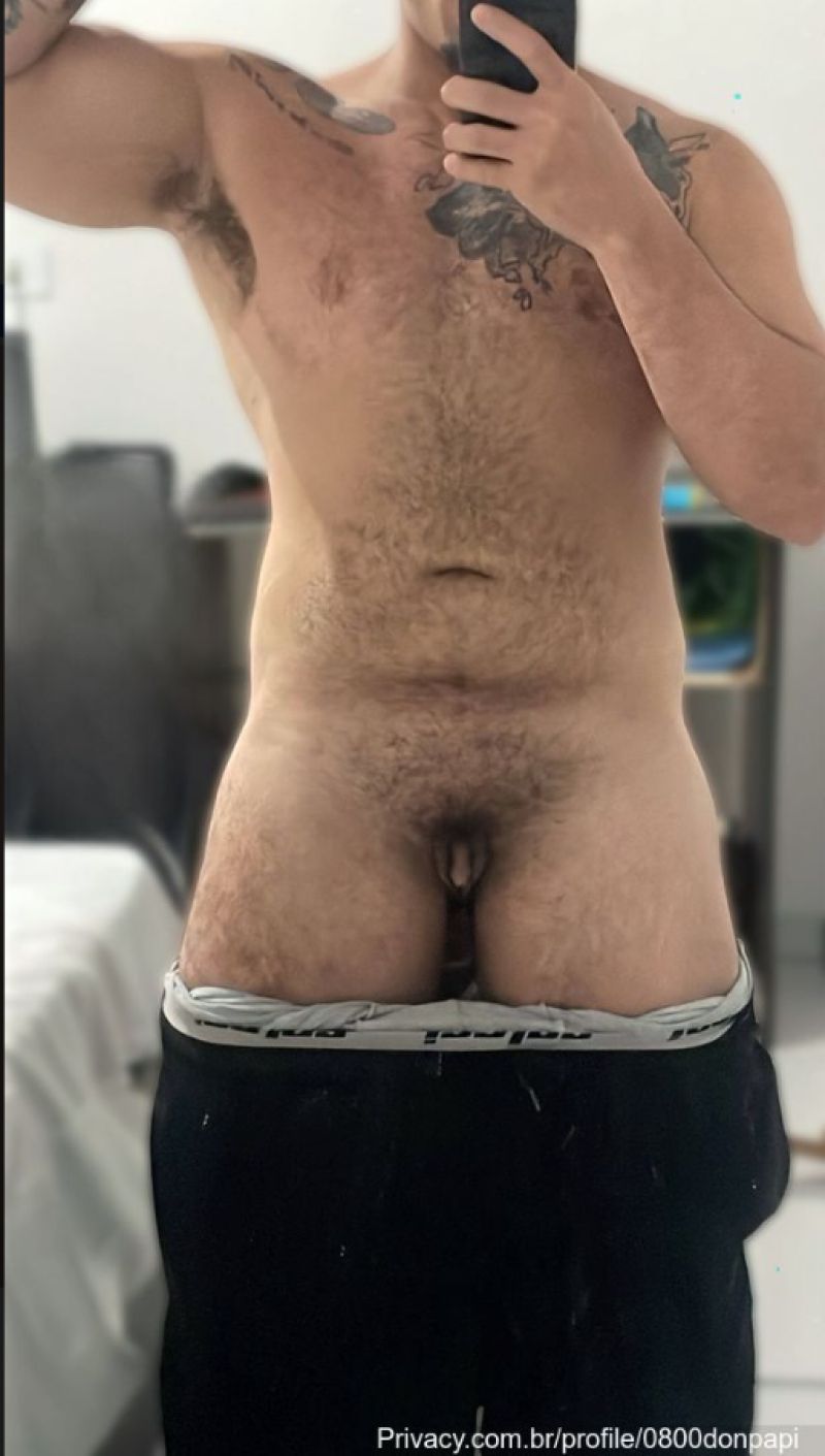 um cha de buceta antes de treinar, você aguenta? / some good pounding before working out, can you handle it?