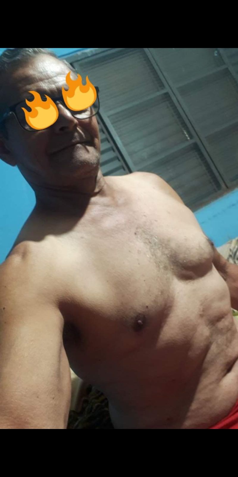 Seu Geraldo professor aposentado gpsando mato