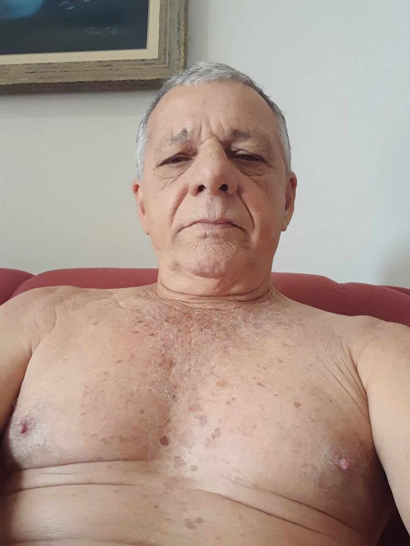 Seu Sebastião 68 anos divorciado