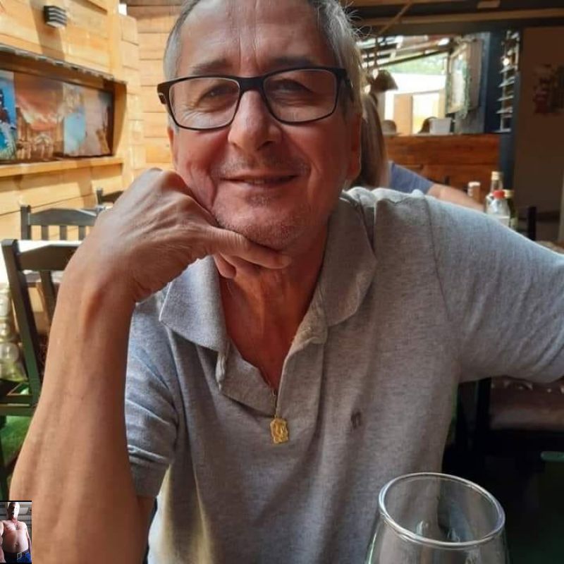 Vovô engenheiro 67 anos